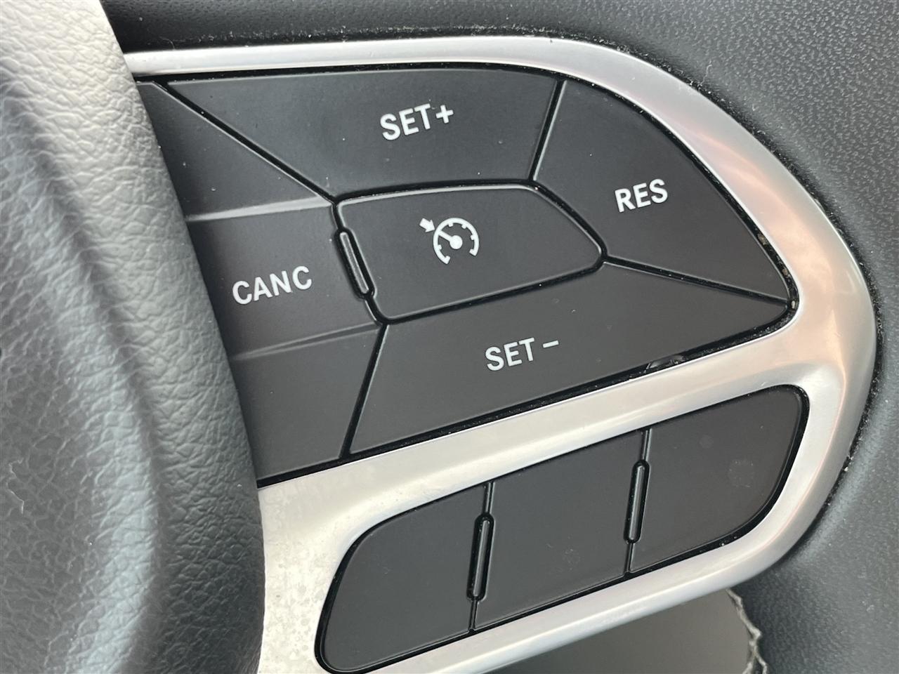 Chrysler Voyager LX 2023