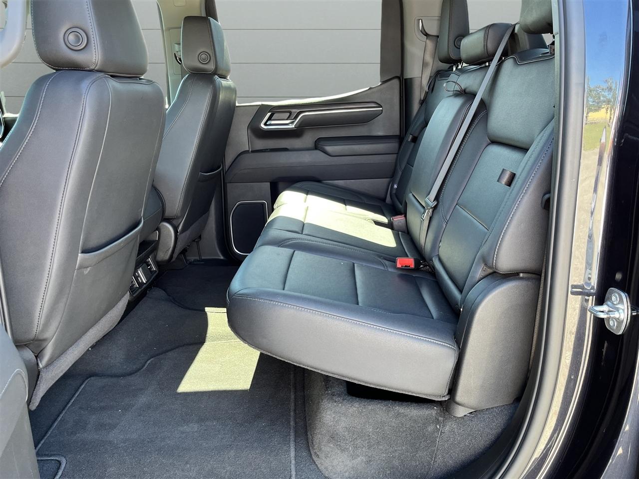 GMC Sierra 1500 SLT Crew Cab 2WD 2025