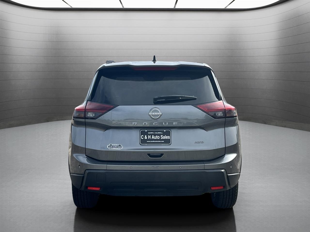 Nissan Rogue S AWD 2024