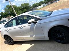 2019 Ford FUSION SE  2019 Ford FUSION SE
