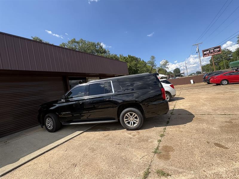Chevrolet Suburban LT 2WD 2016