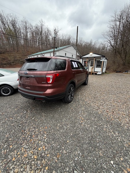 Ford Explorer XLT 4WD 2018