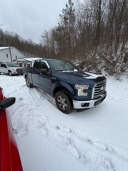 Ford F-150 4WD SuperCab 145" XLT 2017