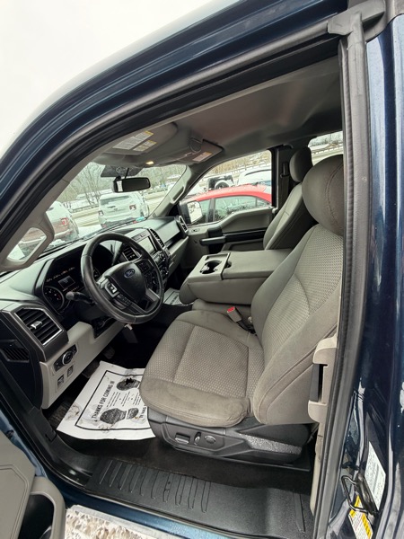 Ford F-150 4WD SuperCab 145" XLT 2017