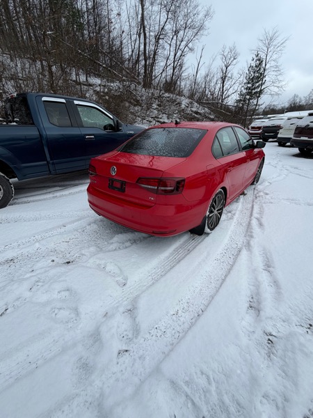 Volkswagen Jetta SE 6A 2016