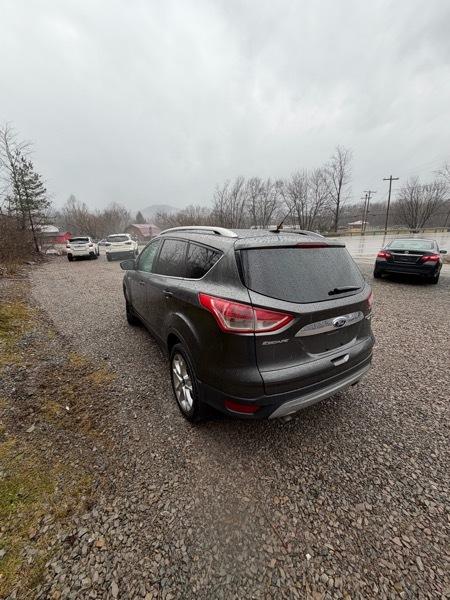 Ford Escape Titanium 4WD 2015