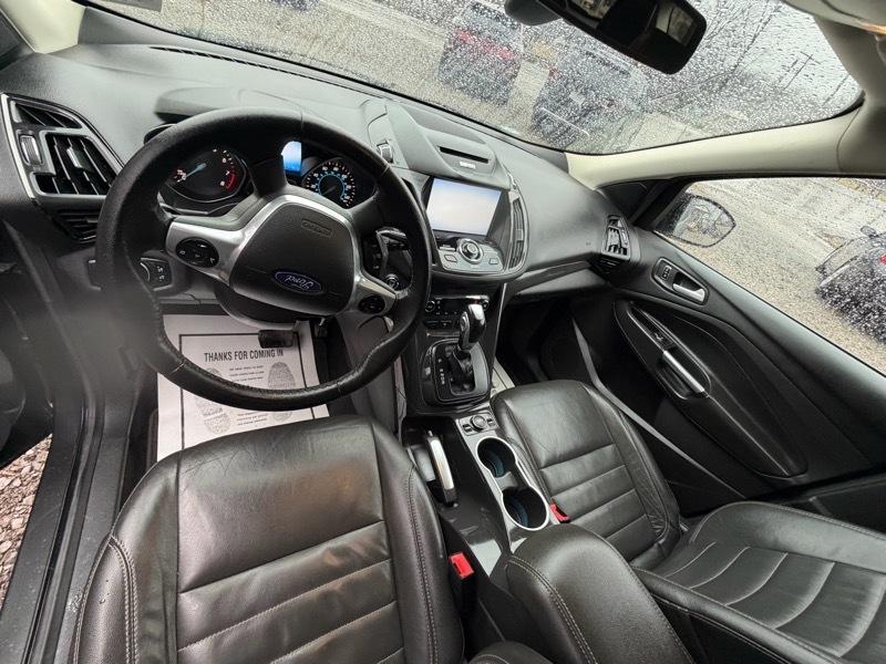 Ford Escape Titanium 4WD 2015