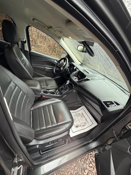 Ford Escape Titanium 4WD 2015