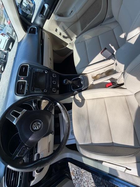 Volkswagen Jetta SportWagen 2.0L TDI 2013