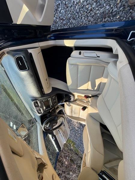 Volkswagen Jetta SportWagen 2.0L TDI 2013