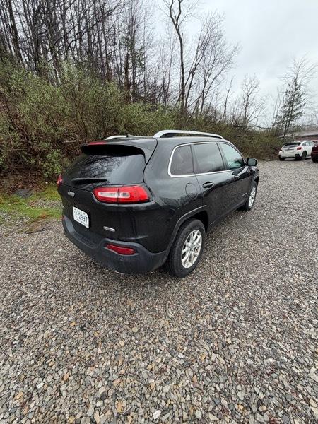 Jeep Cherokee Latitude 4WD 2016