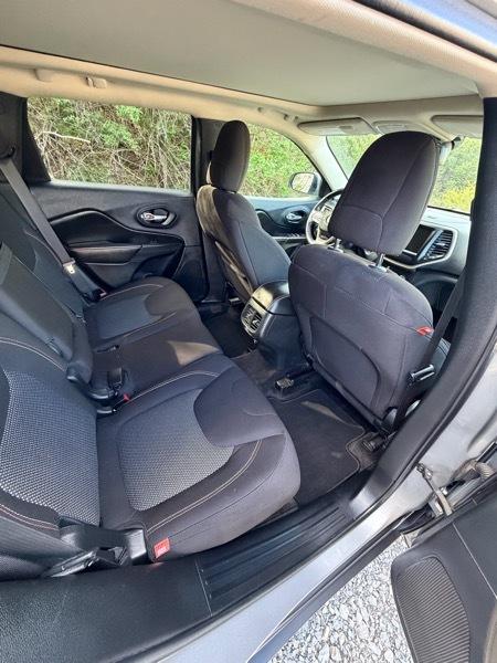 Jeep Cherokee Latitude 4WD 2016