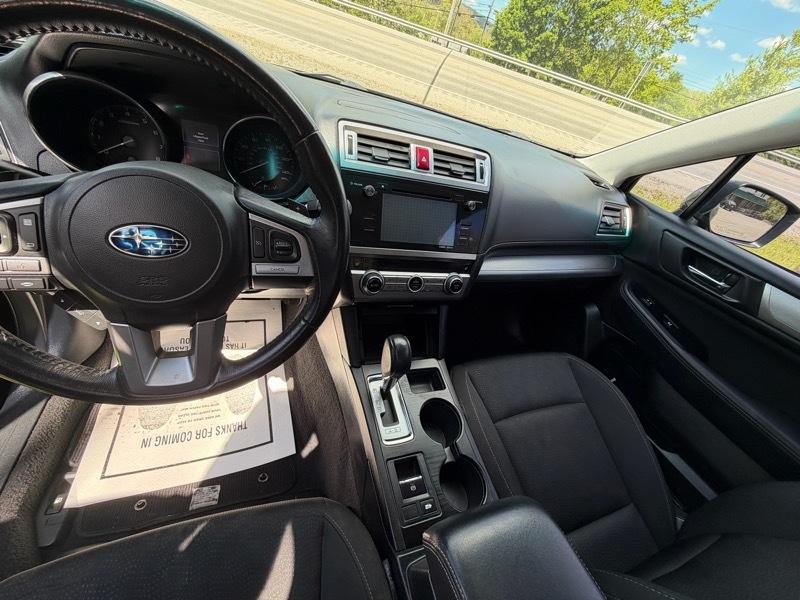 Subaru Legacy 2.5i Premium 2015