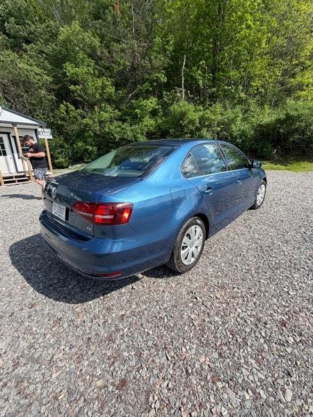 Volkswagen Jetta 1.4T S 6A 2017