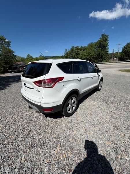 Ford Escape SE 4WD 2016