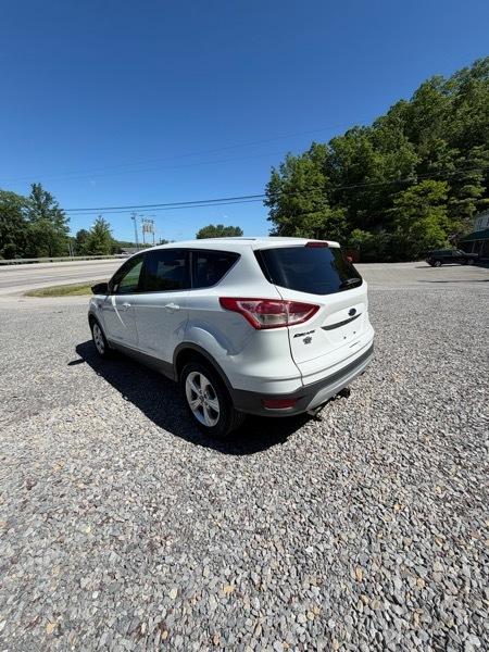 Ford Escape SE 4WD 2016