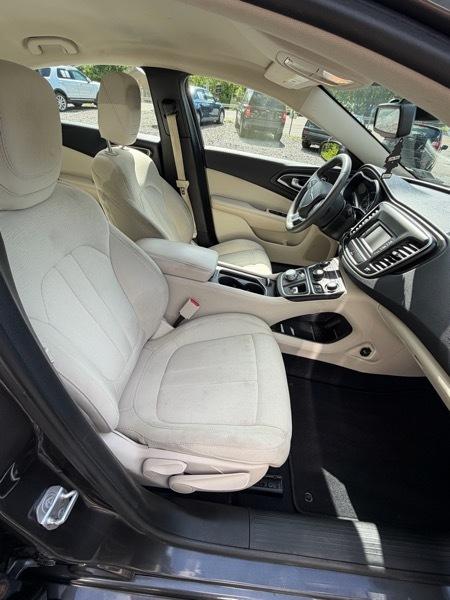 Chrysler 200 Limited 2015