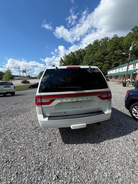Lincoln Navigator L Select 4WD 2016