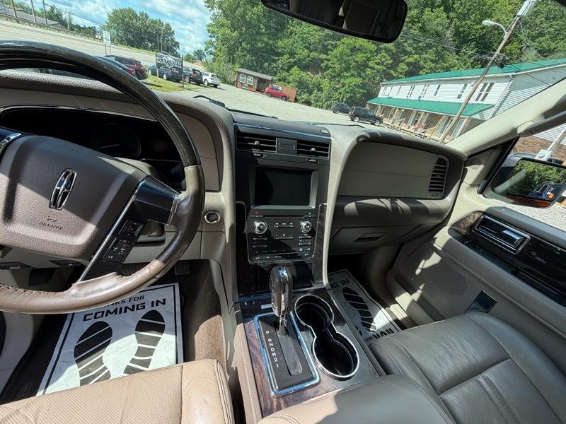 Lincoln Navigator L Select 4WD 2016