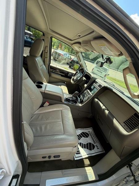 Lincoln Navigator L Select 4WD 2016
