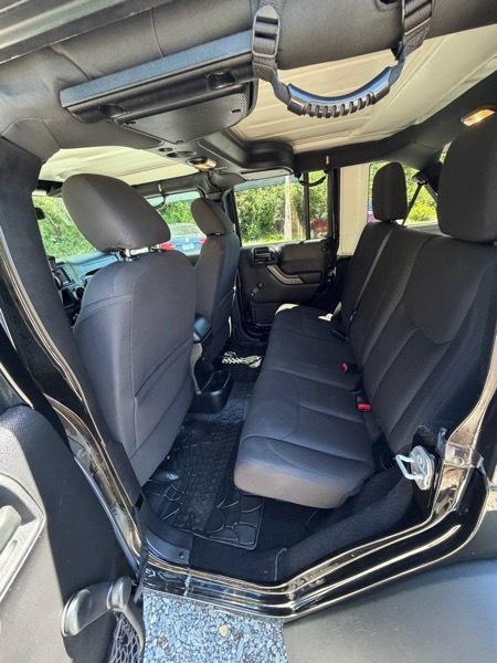 Jeep Wrangler Unlimited Sport 4WD 2015