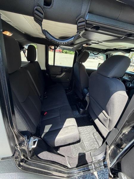 Jeep Wrangler Unlimited Sport 4WD 2015