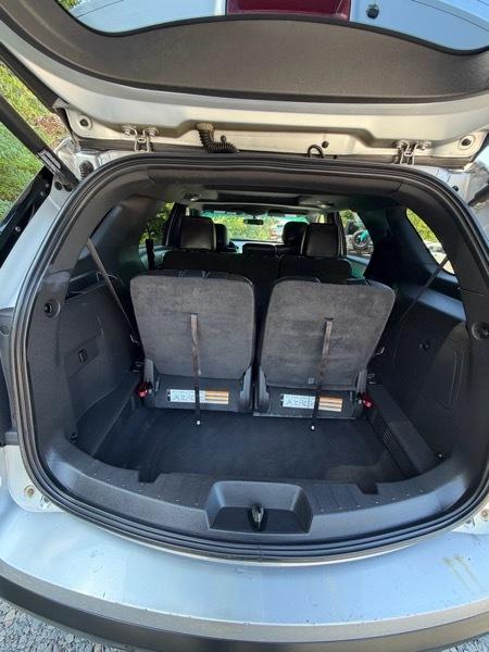 Ford Explorer 4dr XLT 4WD 2013
