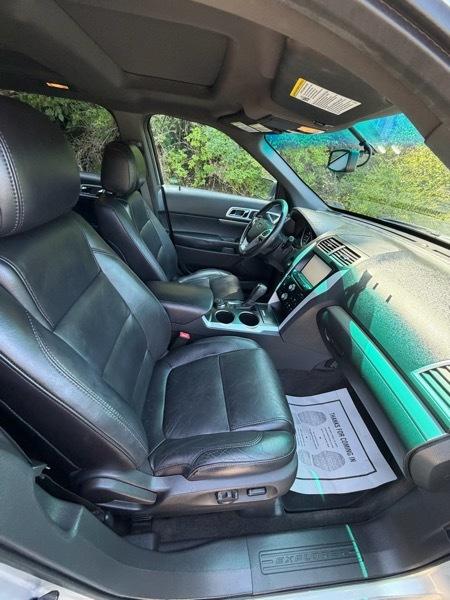 Ford Explorer 4dr XLT 4WD 2013