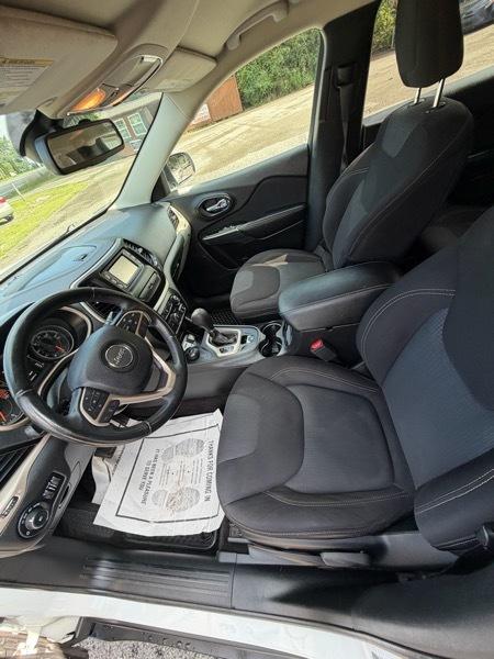 Jeep Cherokee Latitude 4WD 2017