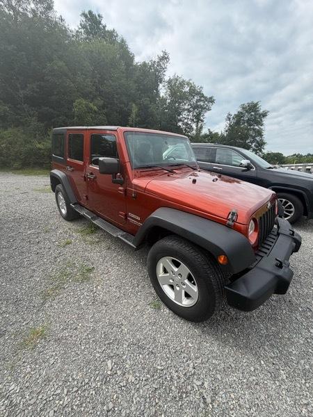 Jeep Wrangler Unlimited Sport 4WD 2014