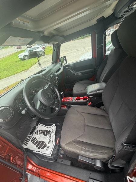Jeep Wrangler Unlimited Sport 4WD 2014