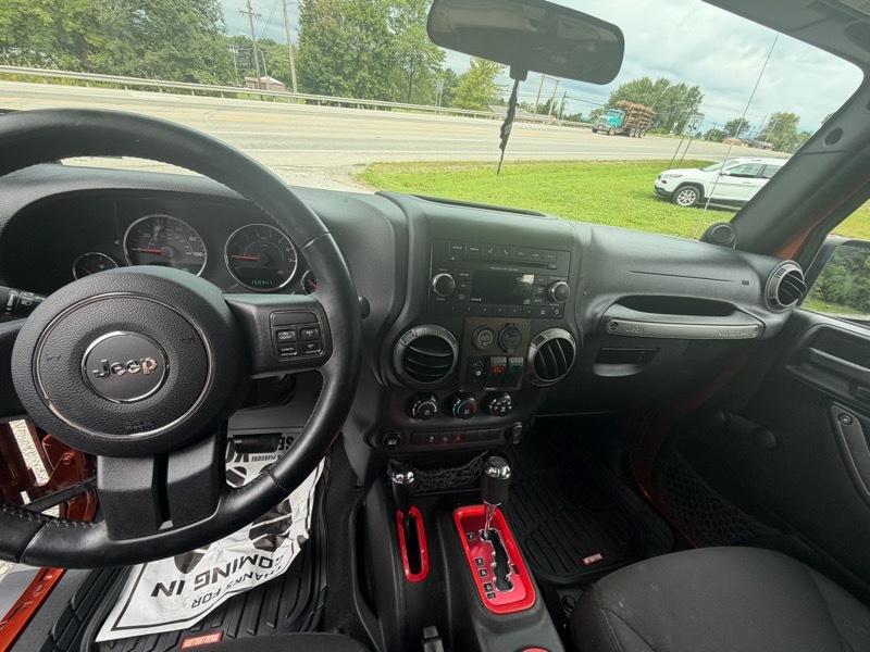 Jeep Wrangler Unlimited Sport 4WD 2014