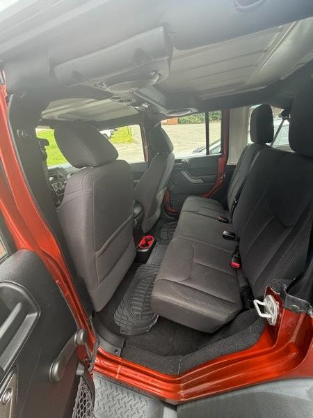 Jeep Wrangler Unlimited Sport 4WD 2014