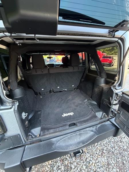 Jeep Wrangler Unlimited Sport 4WD 2017