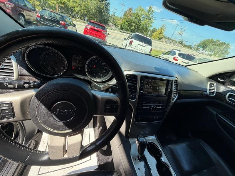 Jeep Grand Cherokee Laredo 4WD 2013