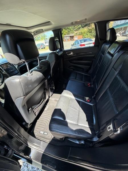 Jeep Grand Cherokee Laredo 4WD 2013
