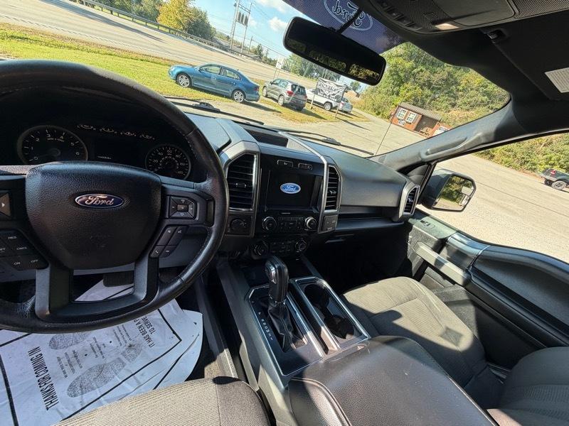 Ford F-150 4WD SuperCab 145" XLT 2016