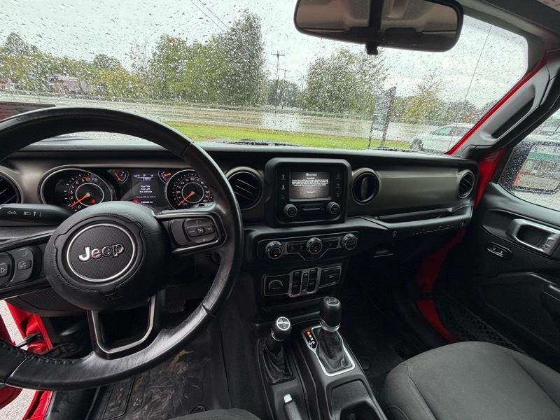 Jeep Wrangler Unlimited Sport 2018