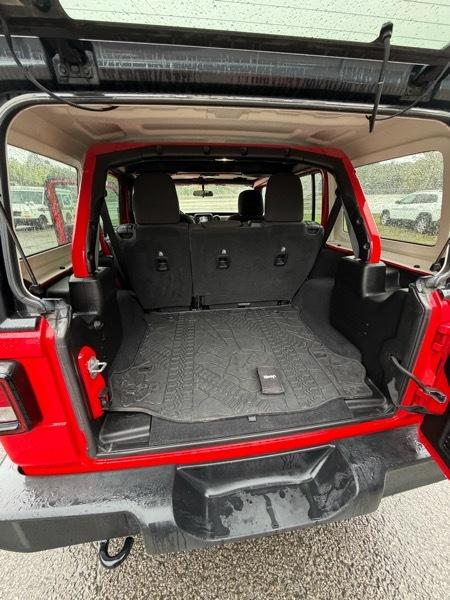 Jeep Wrangler Unlimited Sport 2018