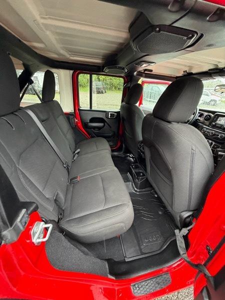 Jeep Wrangler Unlimited Sport 2018