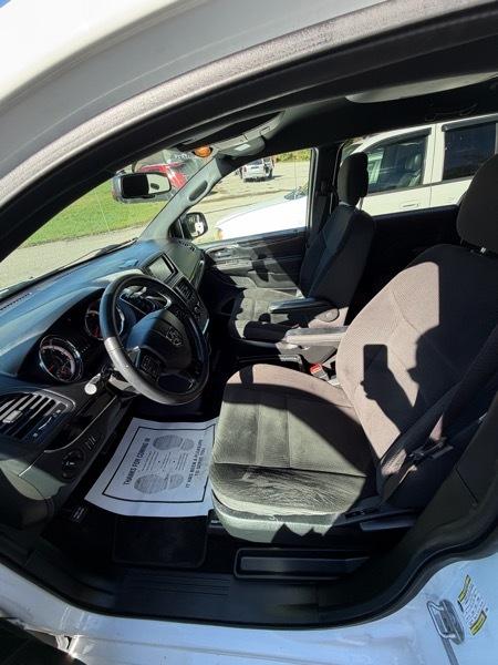 Dodge Grand Caravan SE 2017