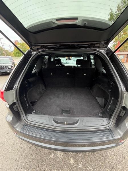 Jeep Grand Cherokee Laredo 4WD 2014