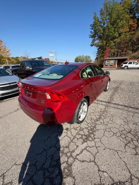 Volvo S60 2.5 Premier 4WD 2015