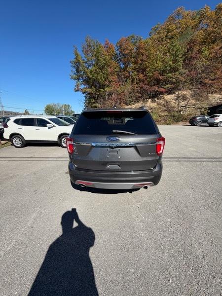 Ford Explorer 4WD 4dr XLT 2016