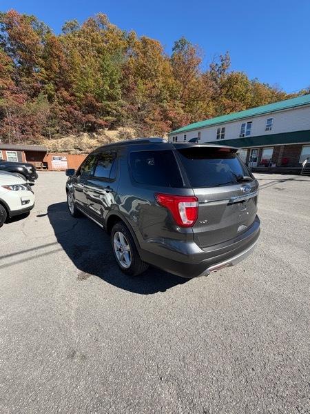 Ford Explorer 4WD 4dr XLT 2016
