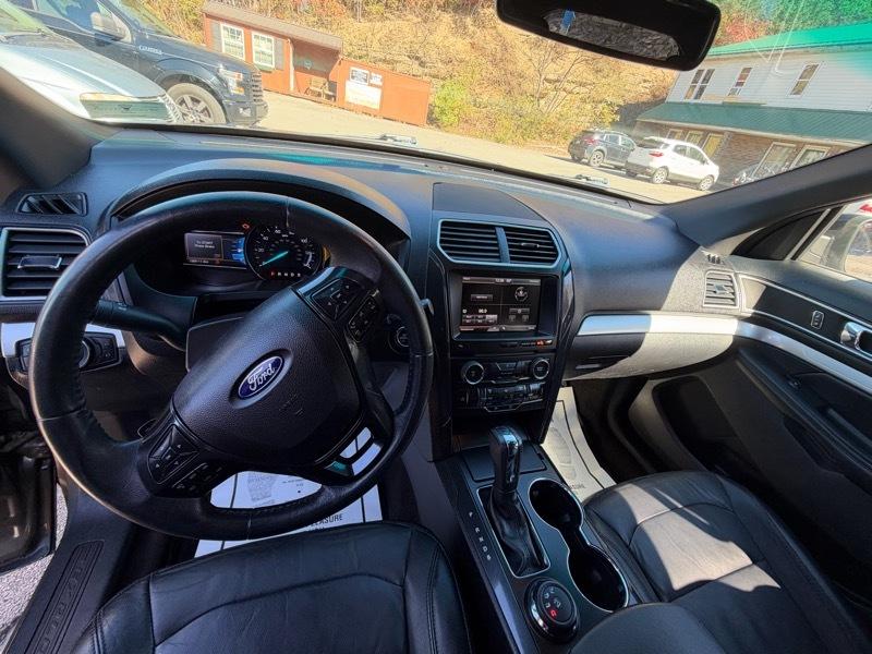 Ford Explorer 4WD 4dr XLT 2016
