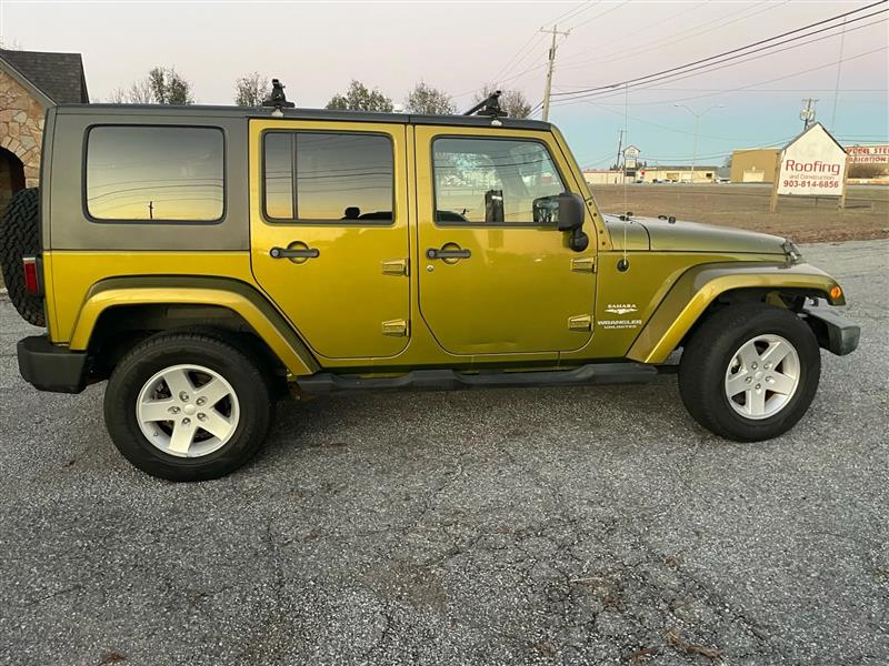 Used 2008 Jeep Wrangler Unlimited Sahara with VIN 1J4GA59158L512412 for sale in Sherman, TX