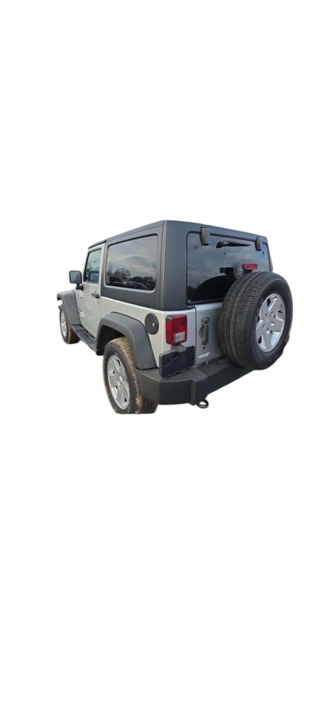 Jeep Wrangler  2011