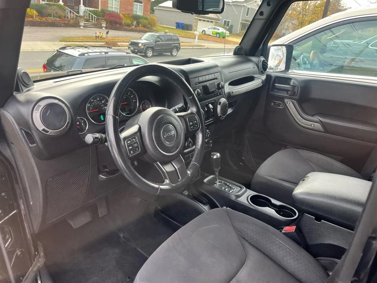 Jeep Wrangler Unlimited Sport 4WD 2013