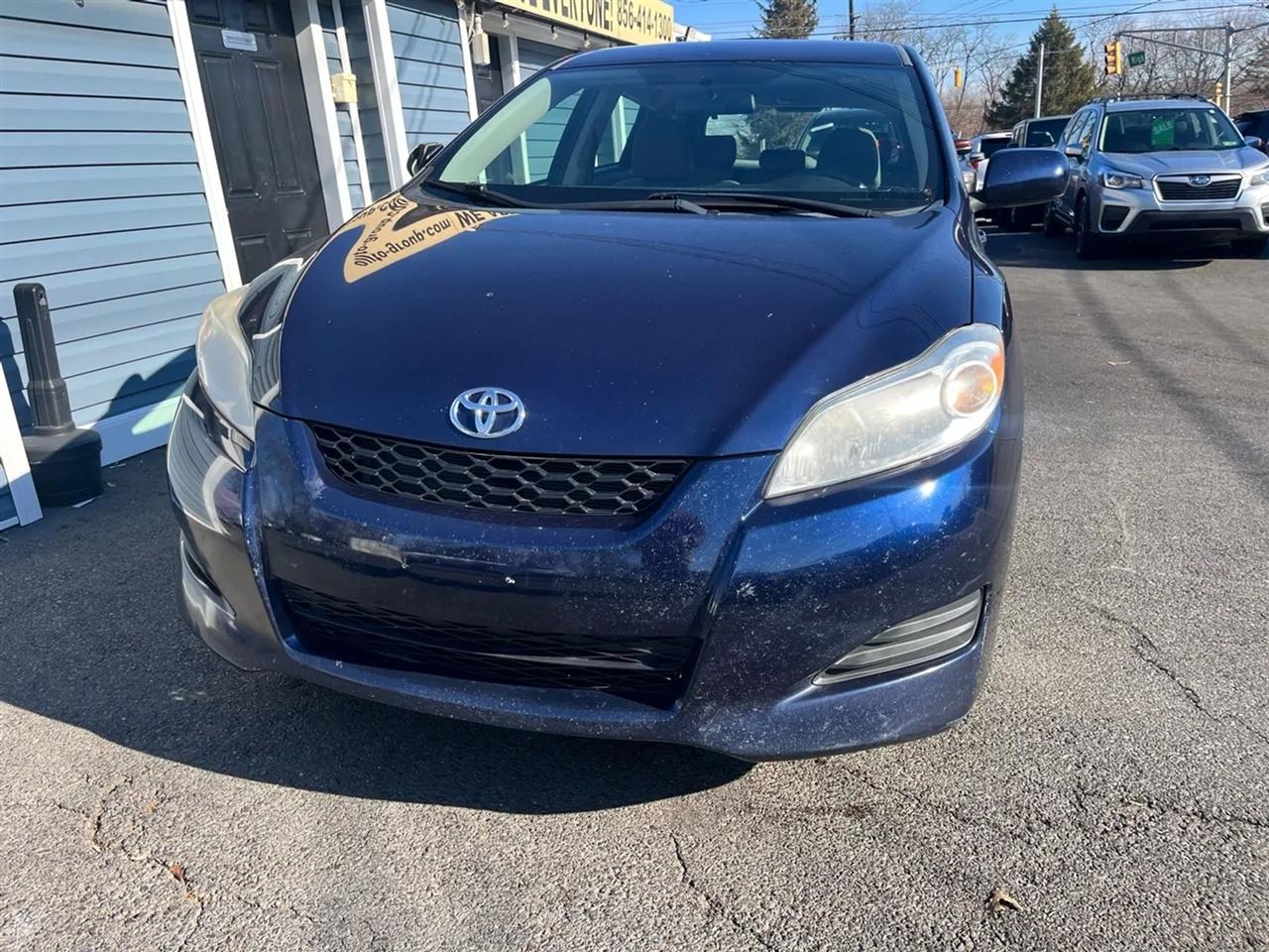 Toyota Matrix Base 4-Speed AT 2010